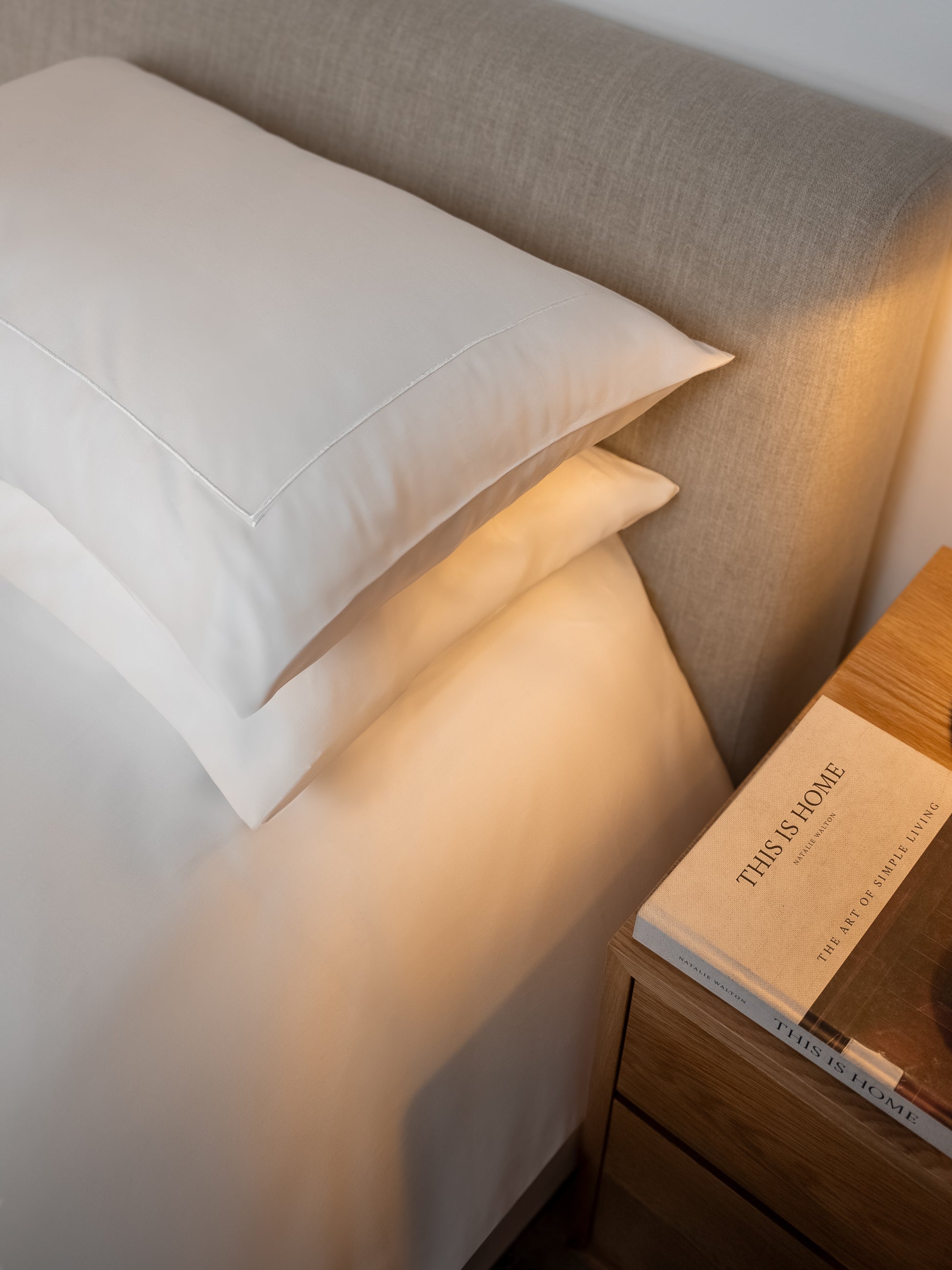 Pillow Casing Mock Oxford 200 TC