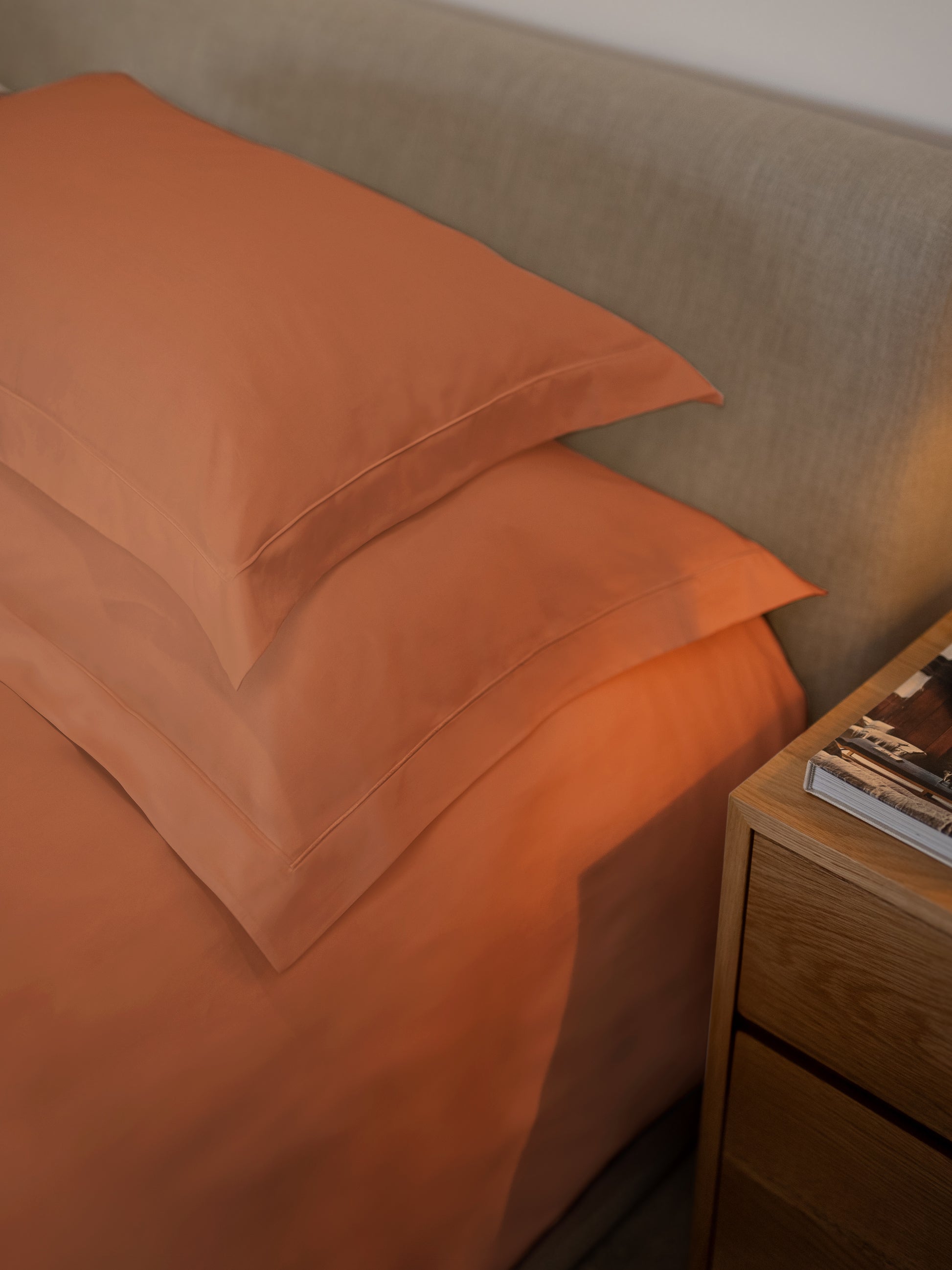 Pillow Casing Oxford Satin Stitch 300 TC