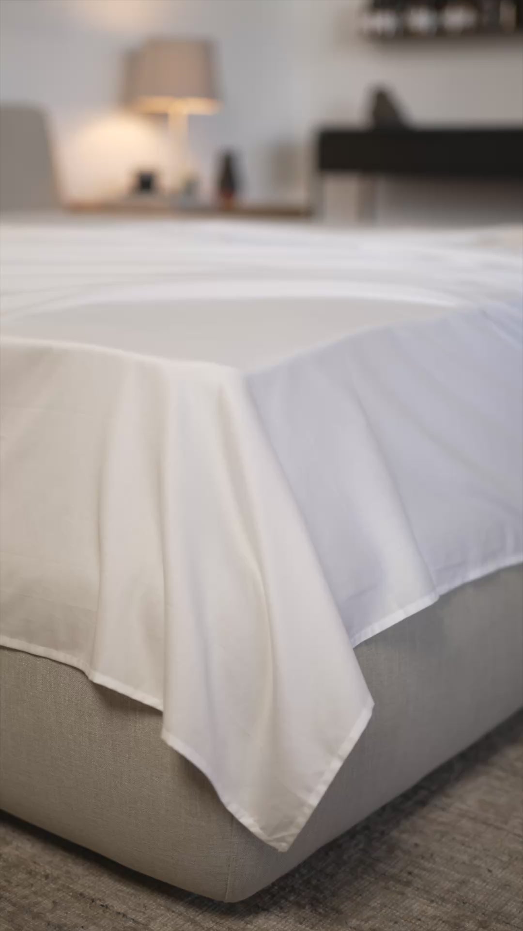 Flat Sheets Satin Stitch 300 TC